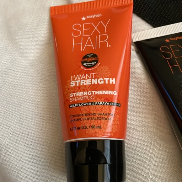 Sexy Hair 3 Piece Set With Clear Pouch NEW - Picture 3 of 7